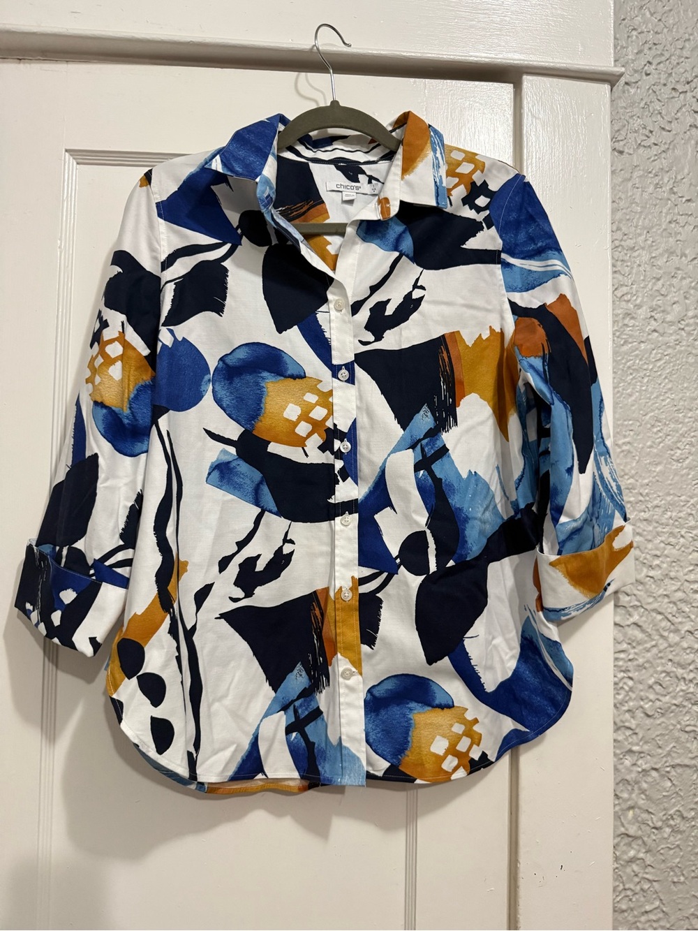 Chico's White Button-Front Shirt with Blue, Navy & Gold Abstract, size 1